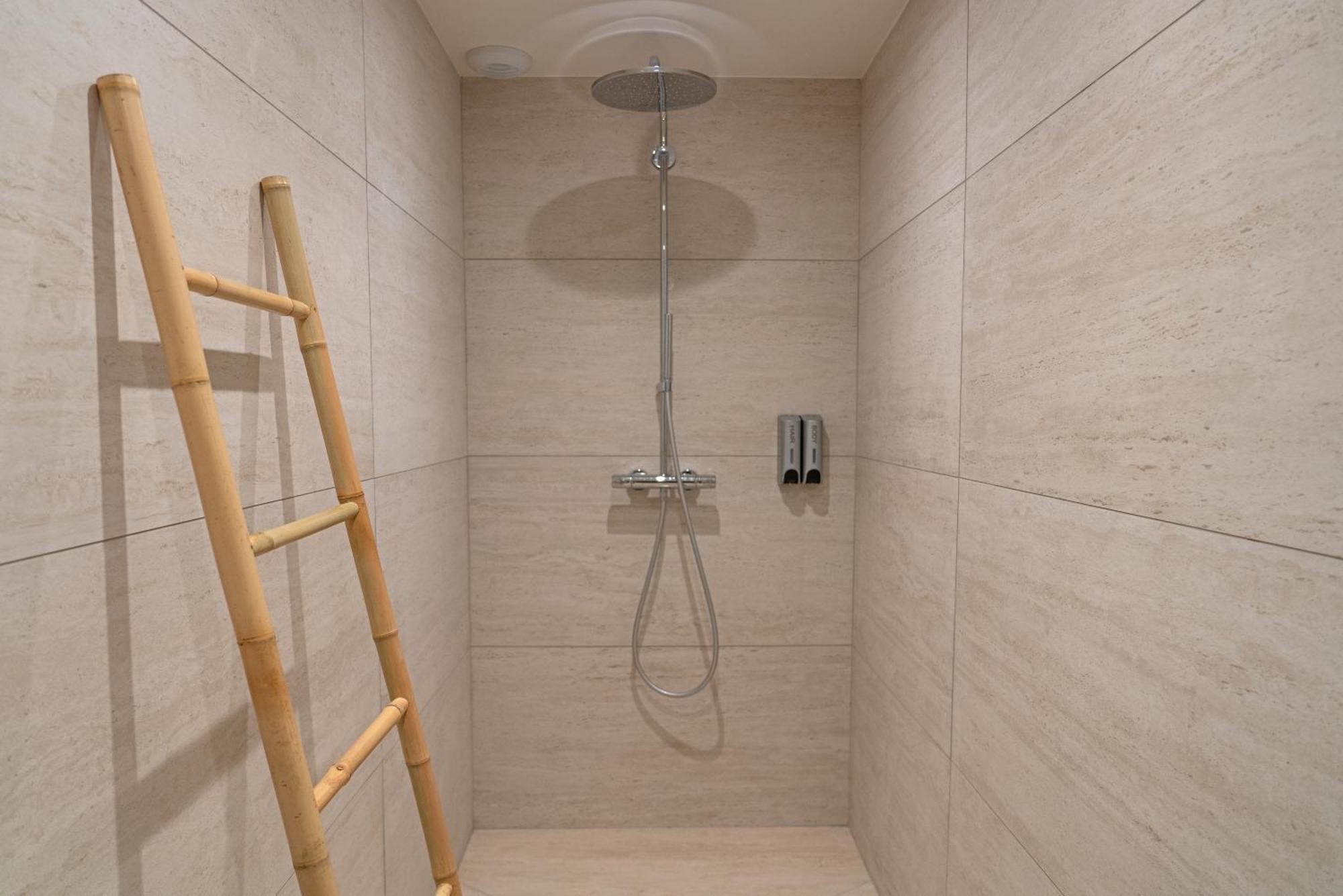 Villa" Le Relais " Les Pieds Dans L'Eau Et Jacuzzi ヴィムルー エクステリア 写真